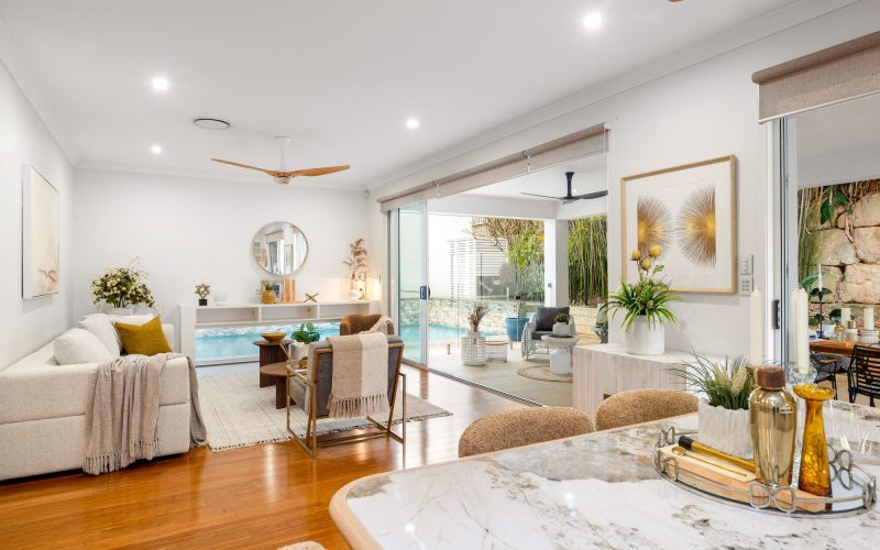 Bespoke Family Luxury in a Private Carindale Setting