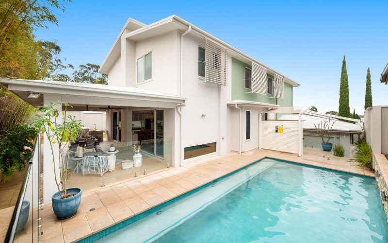 Bespoke Family Luxury in a Private Carindale Setting