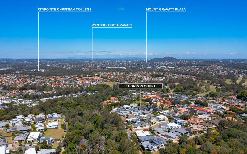 Bespoke Family Luxury in a Private Carindale Setting