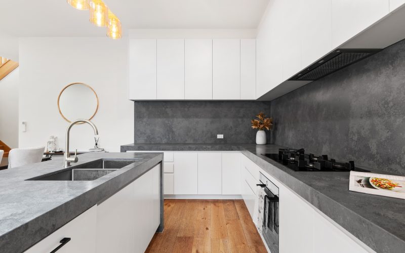 Elegant Malvern Living at 5 Lysterville Ave