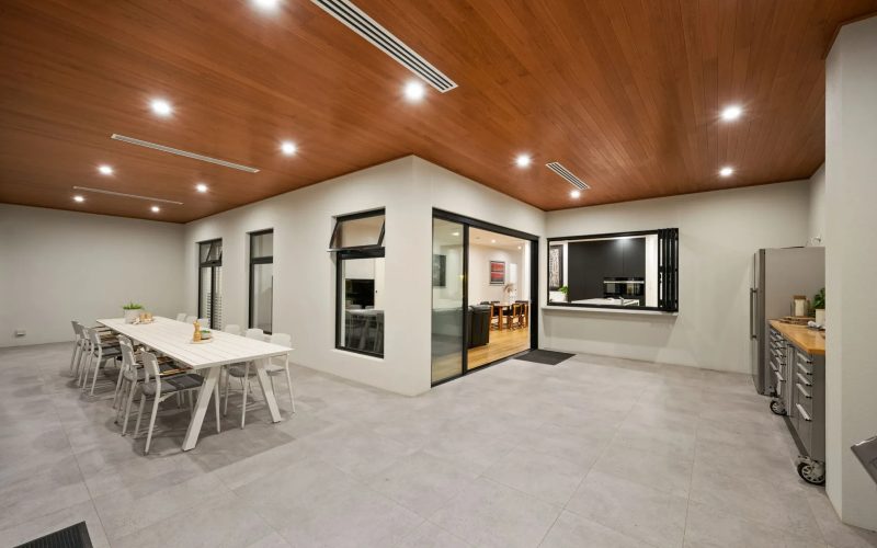 Luxury Double-Storey Home on the Prestigious Delfin Island