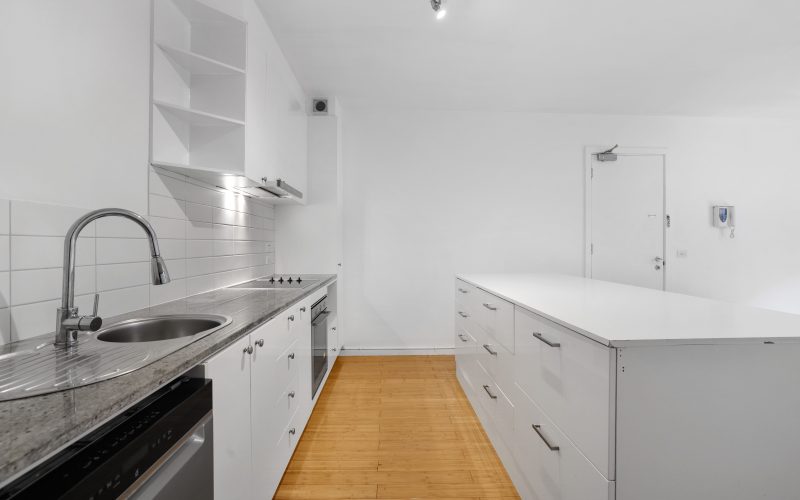Convenient, Contemporary and Chic Chelsea Apartment