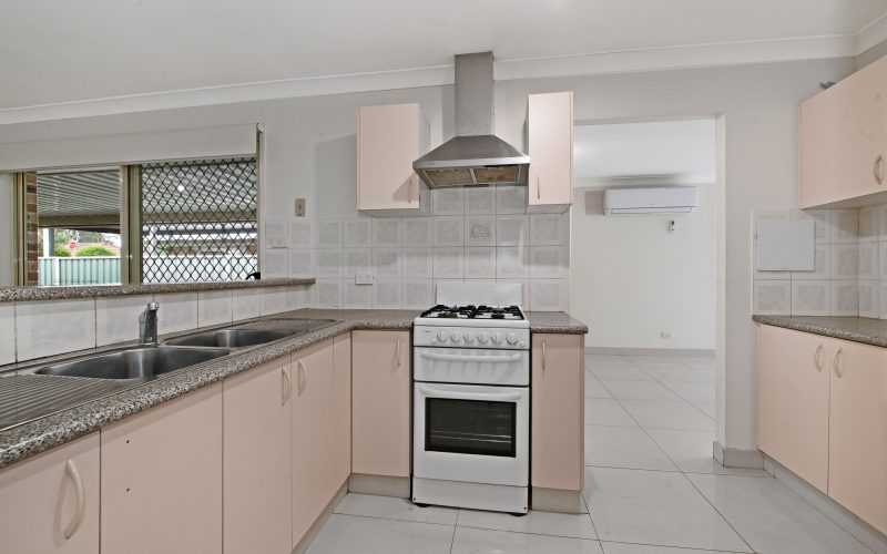 AUCTION ON-SITE Sunday 11th October 2pm