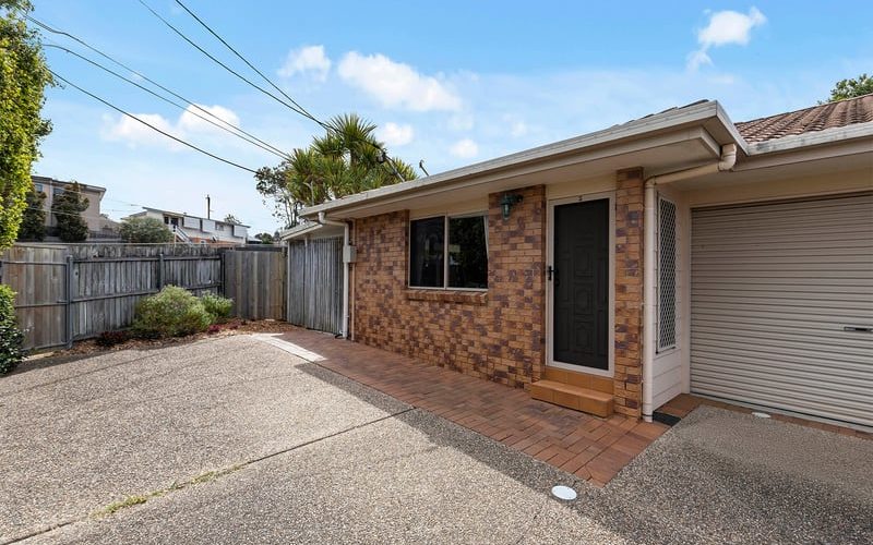 3/16 Lade Street