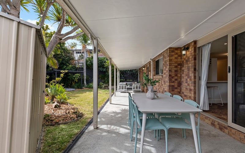 3/16 Lade Street
