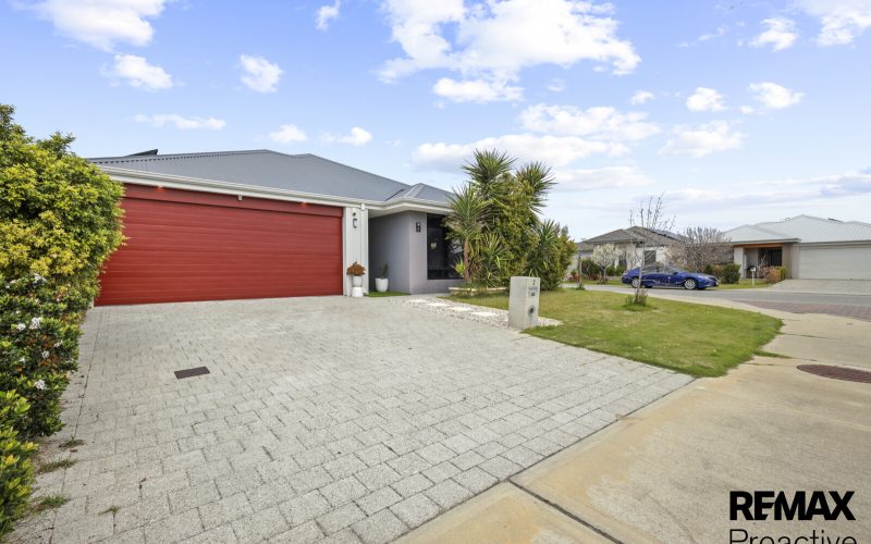 2 Garrido Way Dayton WA 6055