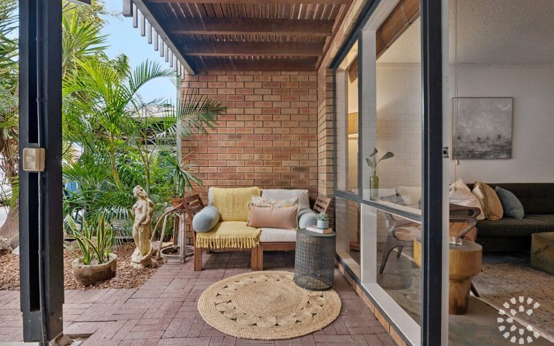 14/10 Stirling Street