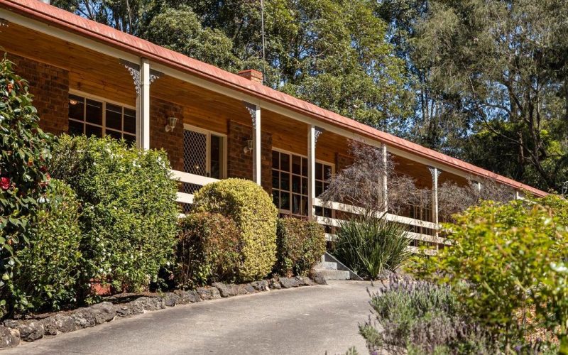 18 Kalamunda Terrace, Healesville