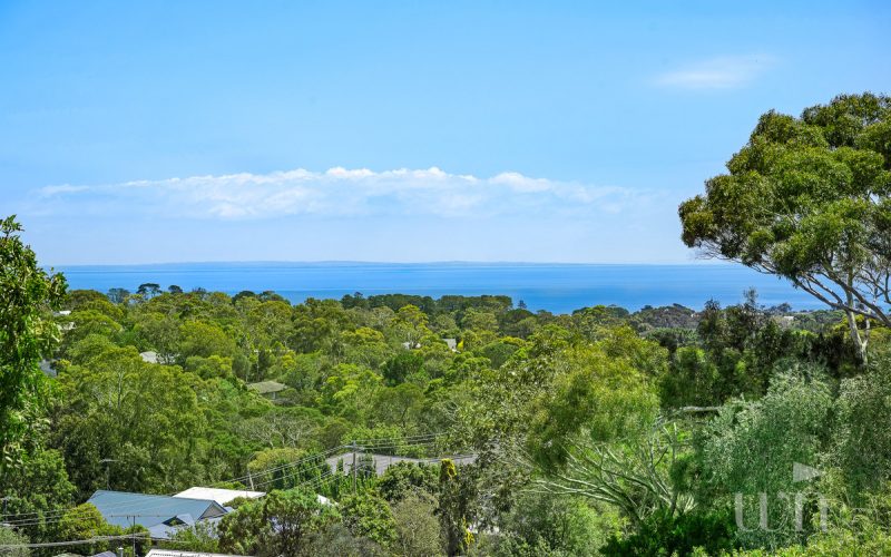 9 Cambridge Road, MOUNT MARTHA VIC 3934