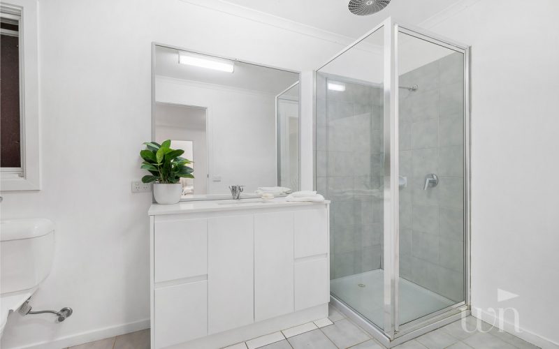 9 Cambridge Road, MOUNT MARTHA VIC 3934