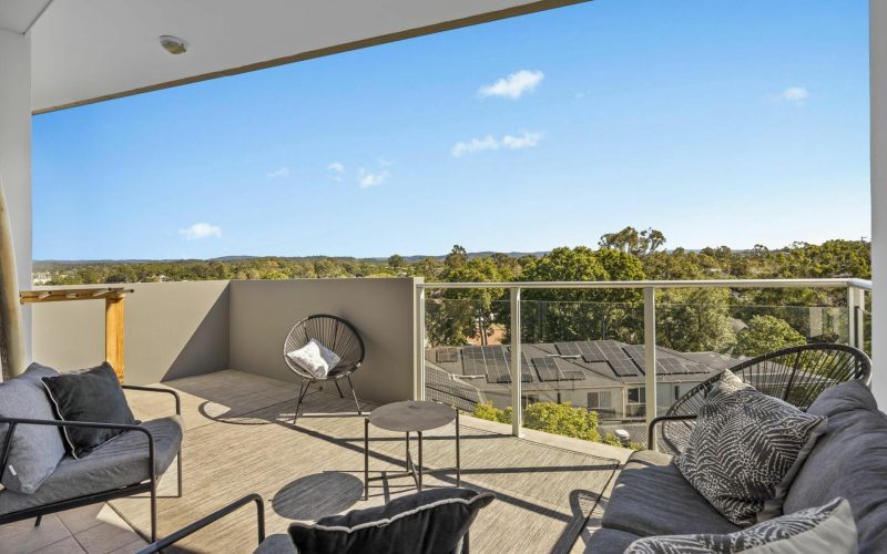 1601/12-14 Executive Drive