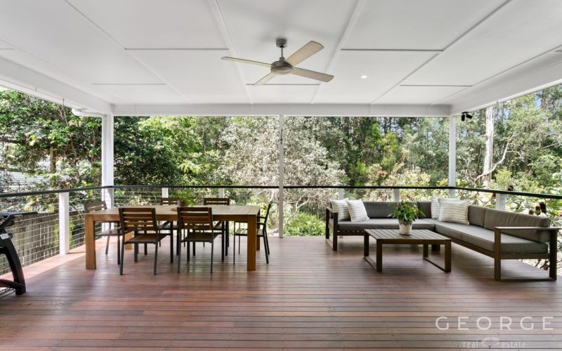 Modern Love: Designer Living in Comfort & Style!