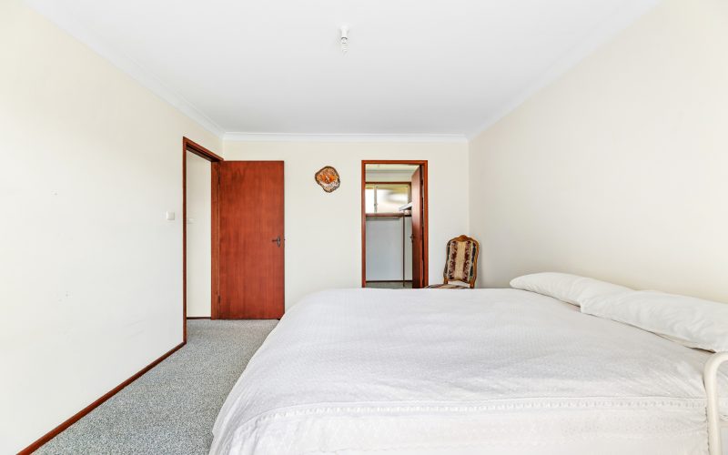10 Pacific Avenue, Kianga