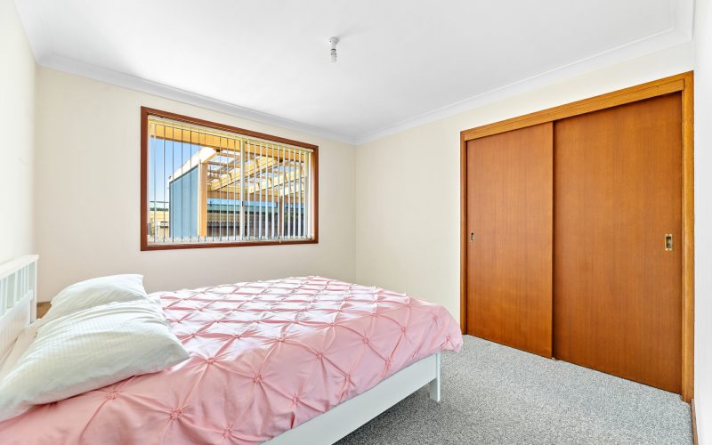 10 Pacific Avenue, Kianga
