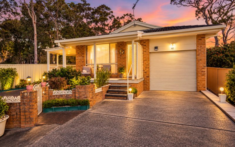 Charming Brick & Tile Home in a Convenient Summerland Point Setting