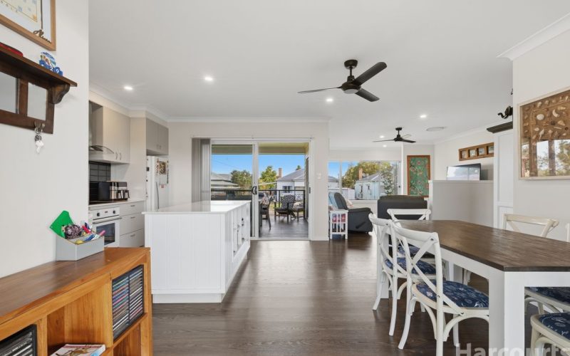 Modern Living, Peaceful Lifestyle
