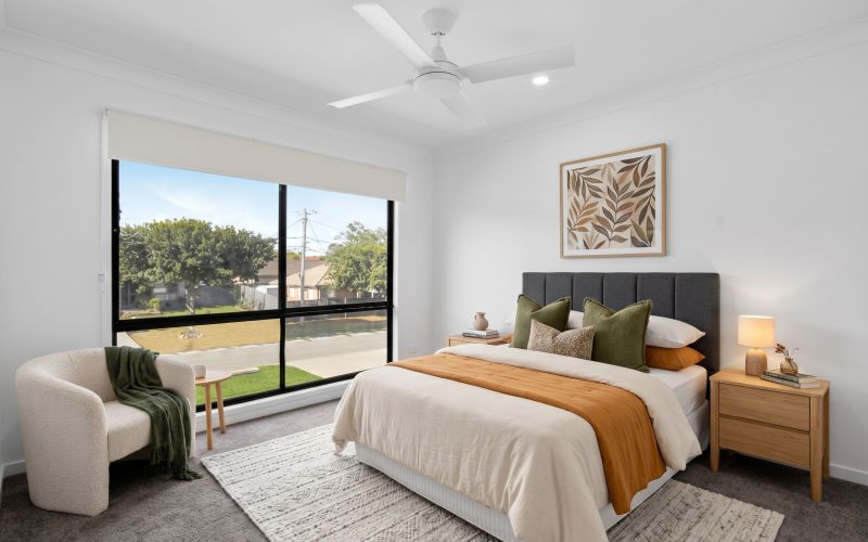 SEVEN BEDROOMS - DON'T MISS THIS ONE!