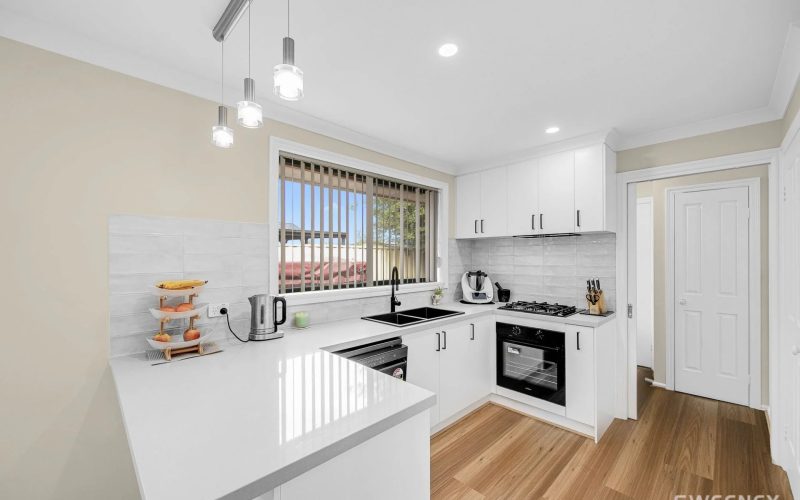 Stylishly Renovated Family Living In A Peaceful Court Location!