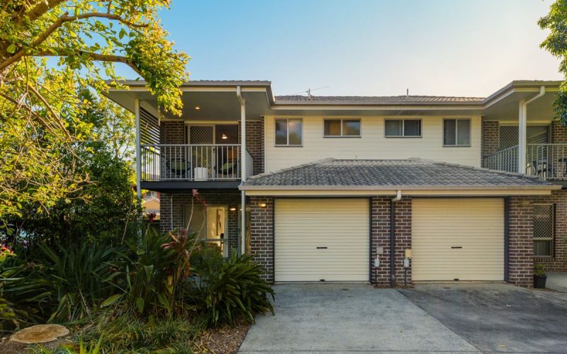 Updated Townhome Within Walking Distance of Mayfair Village
