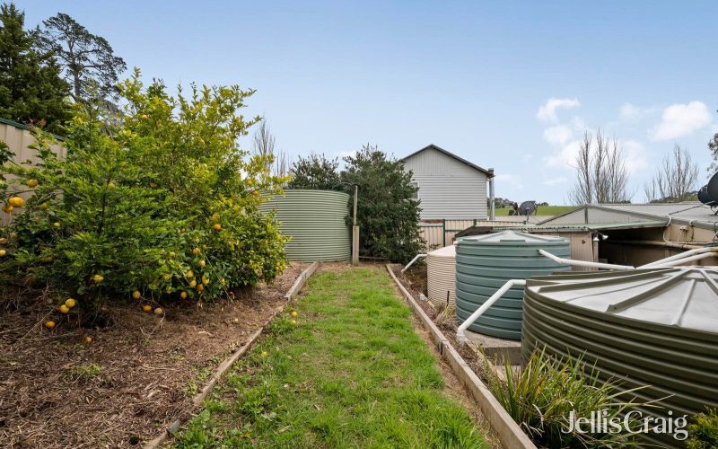 1925 Melba Highway, Dixons Creek
