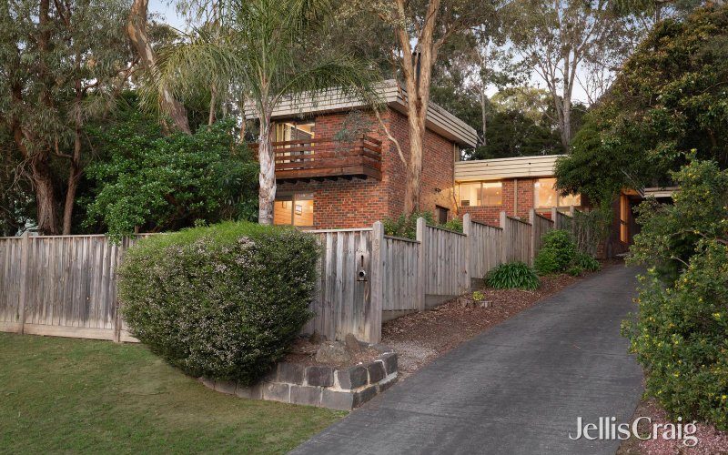 19 Edwards Street, Lower Plenty