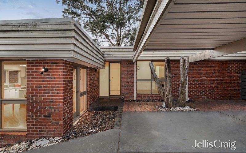 19 Edwards Street, Lower Plenty