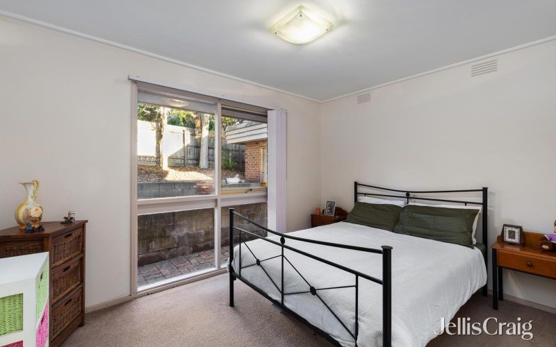 19 Edwards Street, Lower Plenty