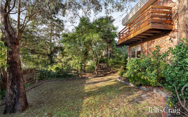 19 Edwards Street, Lower Plenty
