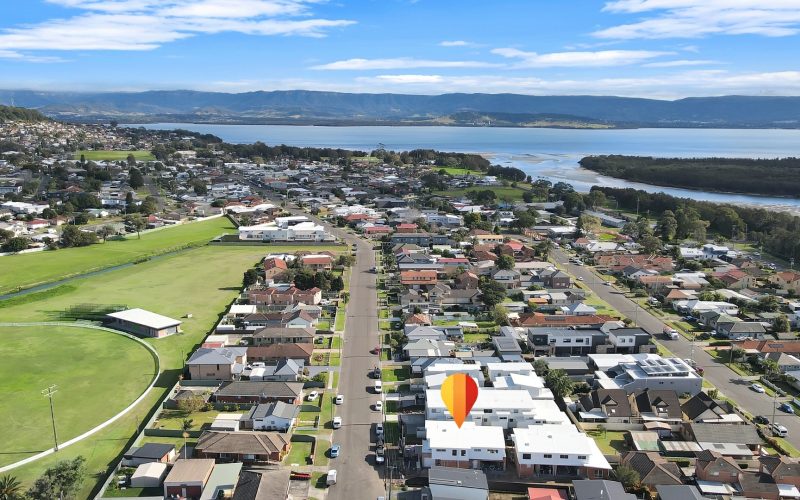 1/2 Addison Avenue, Lake Illawarra