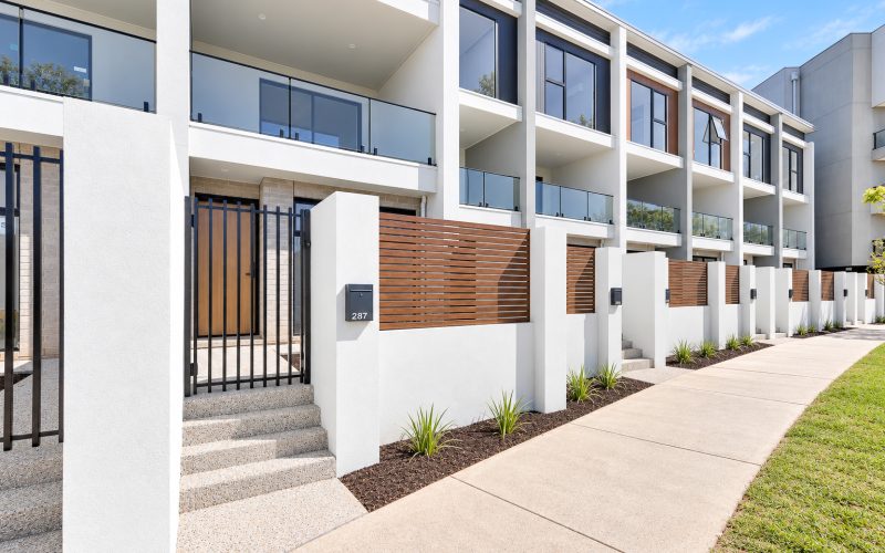 Contemporary Living with Reserve Views