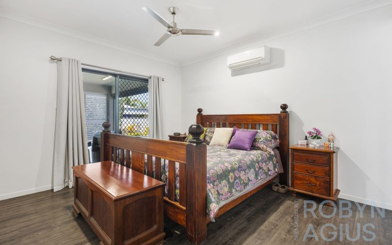 2 Treloar Place, Marian QLD 4753