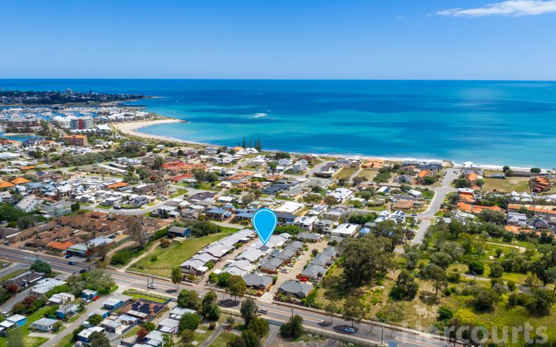 Renovated to Impress and only 660M to the Beach