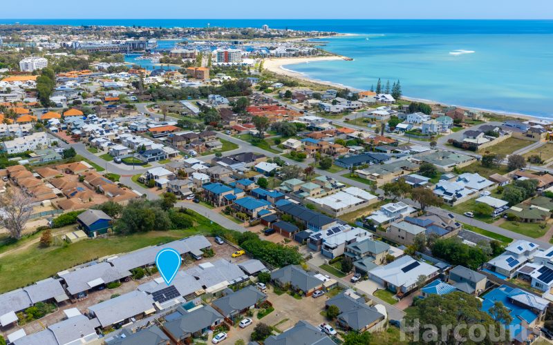 Renovated to Impress and only 660M to the Beach