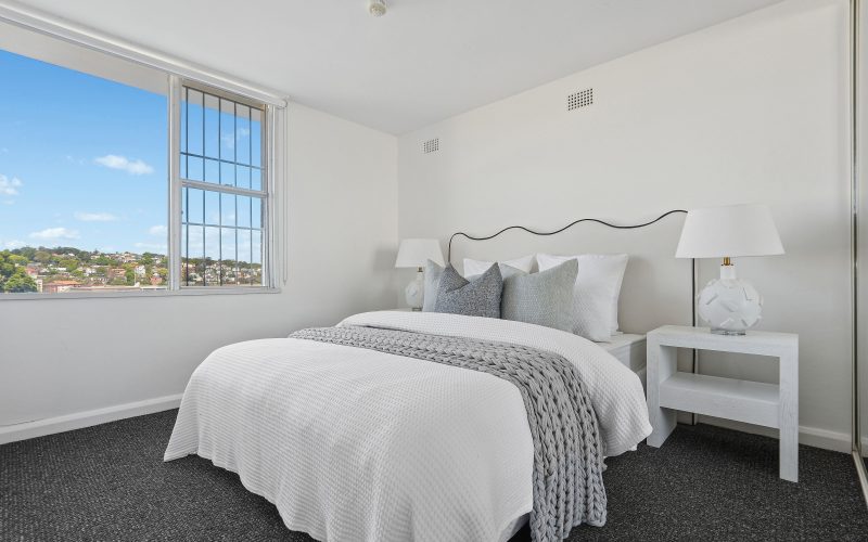 Secluded Lifestyle Retreat With Harbour Vista In Prestigious Address