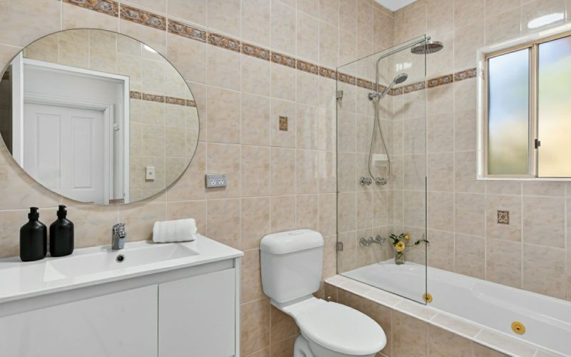 4/25 Parkside Lane, Westmead guide NSW 2145