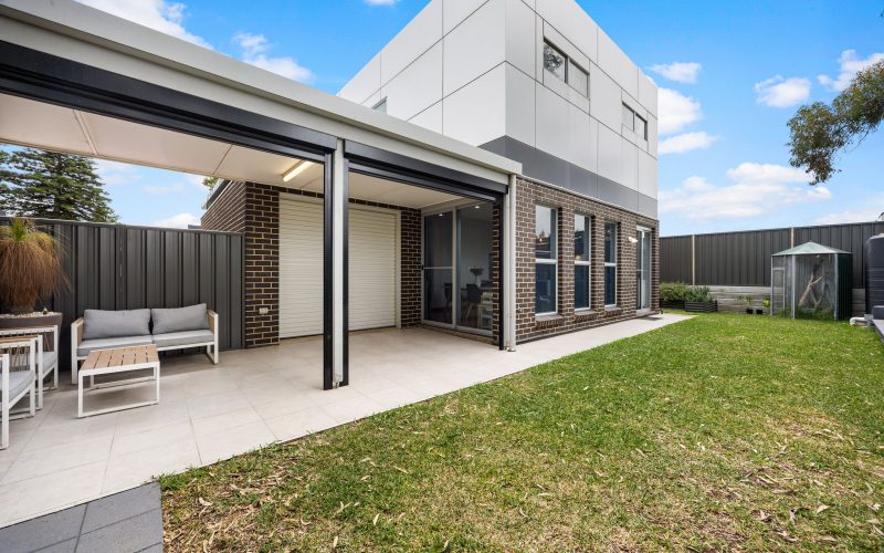 Modern Living, Stylish Finishes & Effortless Entertaining