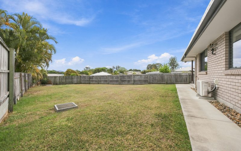 Low Maintenance Brick Home in a Quiet Cul-de-Sac