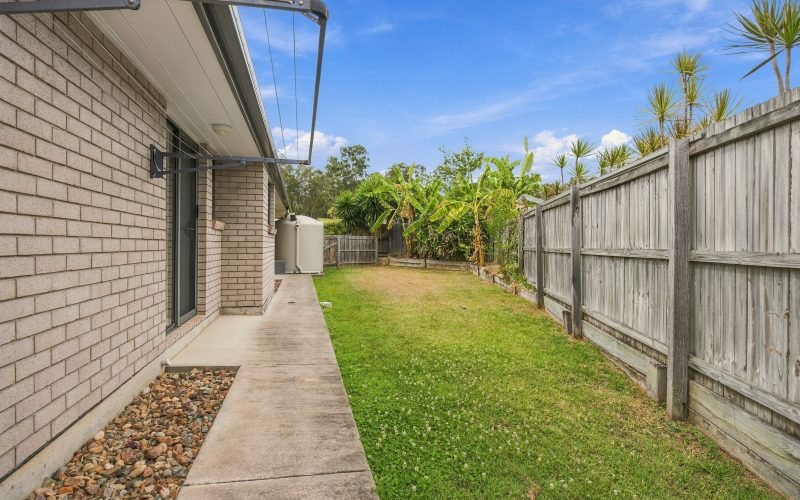 Low Maintenance Brick Home in a Quiet Cul-de-Sac