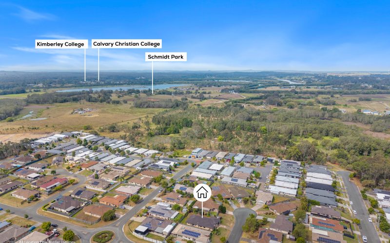 Spacious Family Living on a Large 600sqm Block!