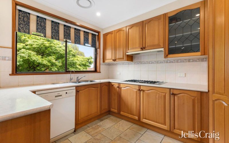 20 Earlwood Drive, Wheelers Hill