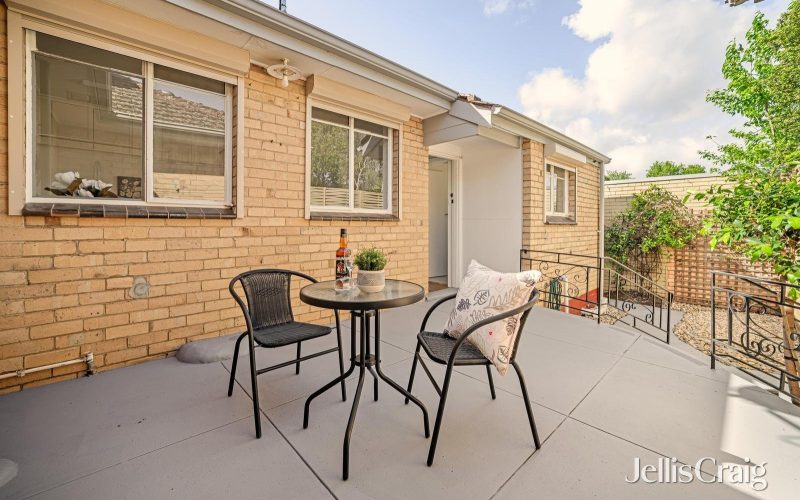 61 Mackie Road, Bentleigh East