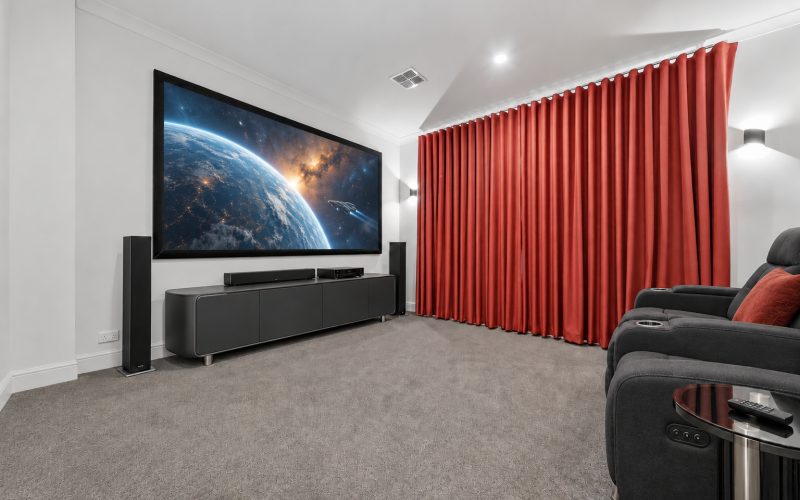 84 Carora Circuit, Clyde North VIC 3978
