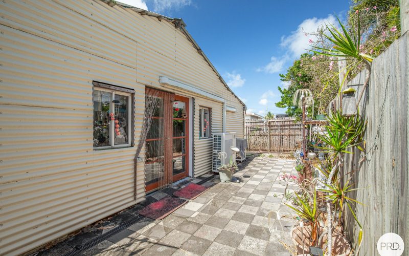 7 Hellwege Street