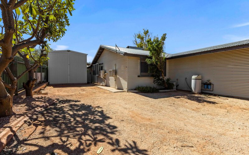 Space, versatility and a shed to match, on a generous 911 sqm block