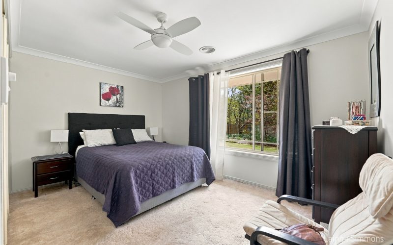 4 Kildare Court, Armidale