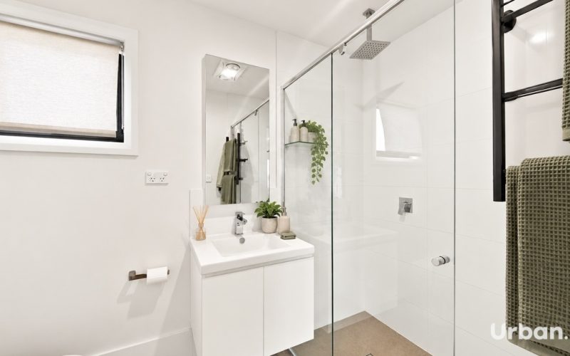 9 Searle Way, Oran Park NSW 2570