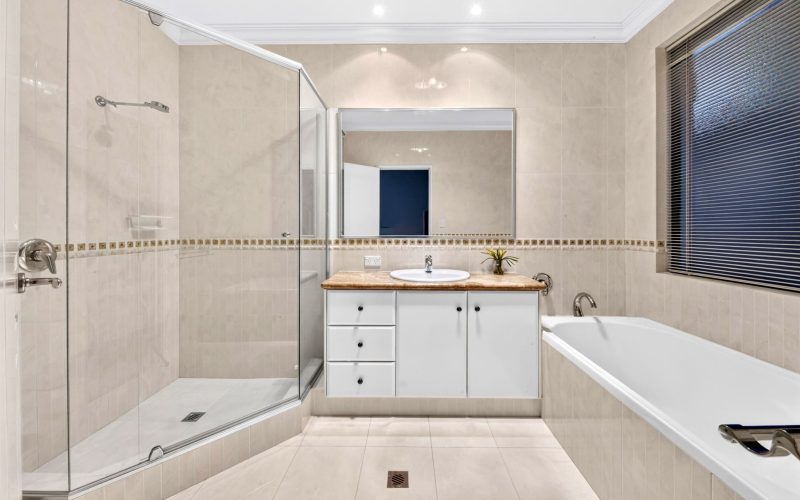 A Grand Entertainer with Endless Views