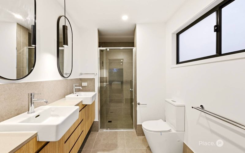 LUXURY LOW-MAINTENANCE LIVING WITH PREMIUM RESIDENT FACILITIES
