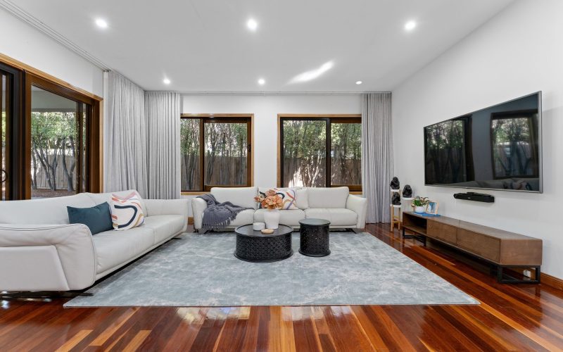 Palatial Family Luxury with Spectacular District Views