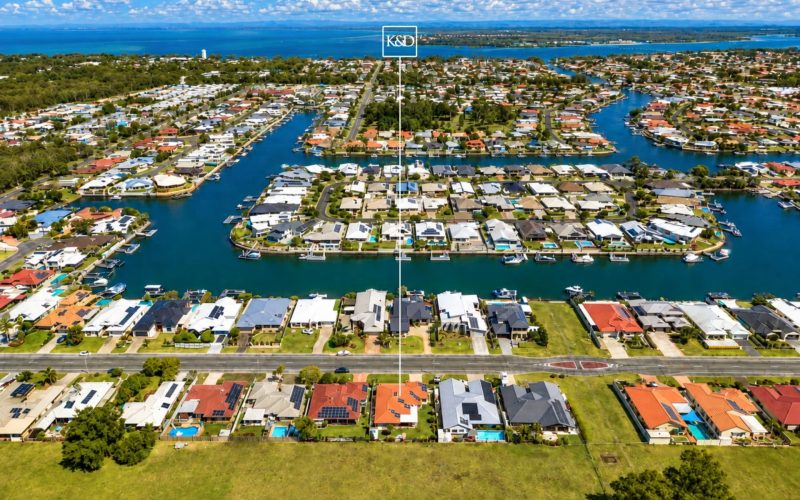 Bongaree Lifestyle with Reserve & Bush Outlook!